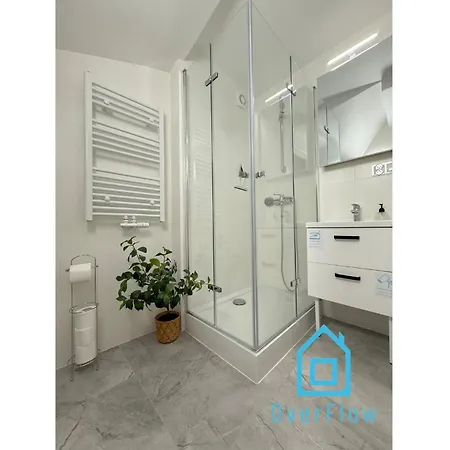 Ubytování v soukromí Sandcastle - 1 Km To Baltic Sea & 15 Minutes To Old Town *